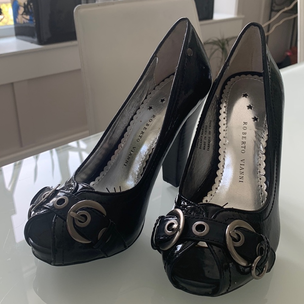 Roberto Vianni heels